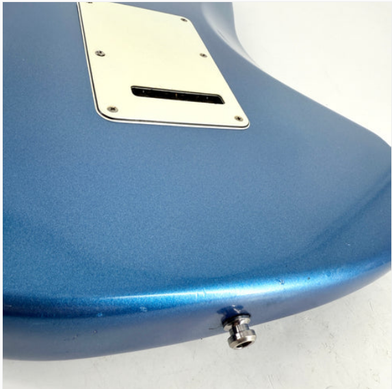 1991 Fender Strat Plus Deluxe Stratocaster – Lake Placid Blue - Image 19