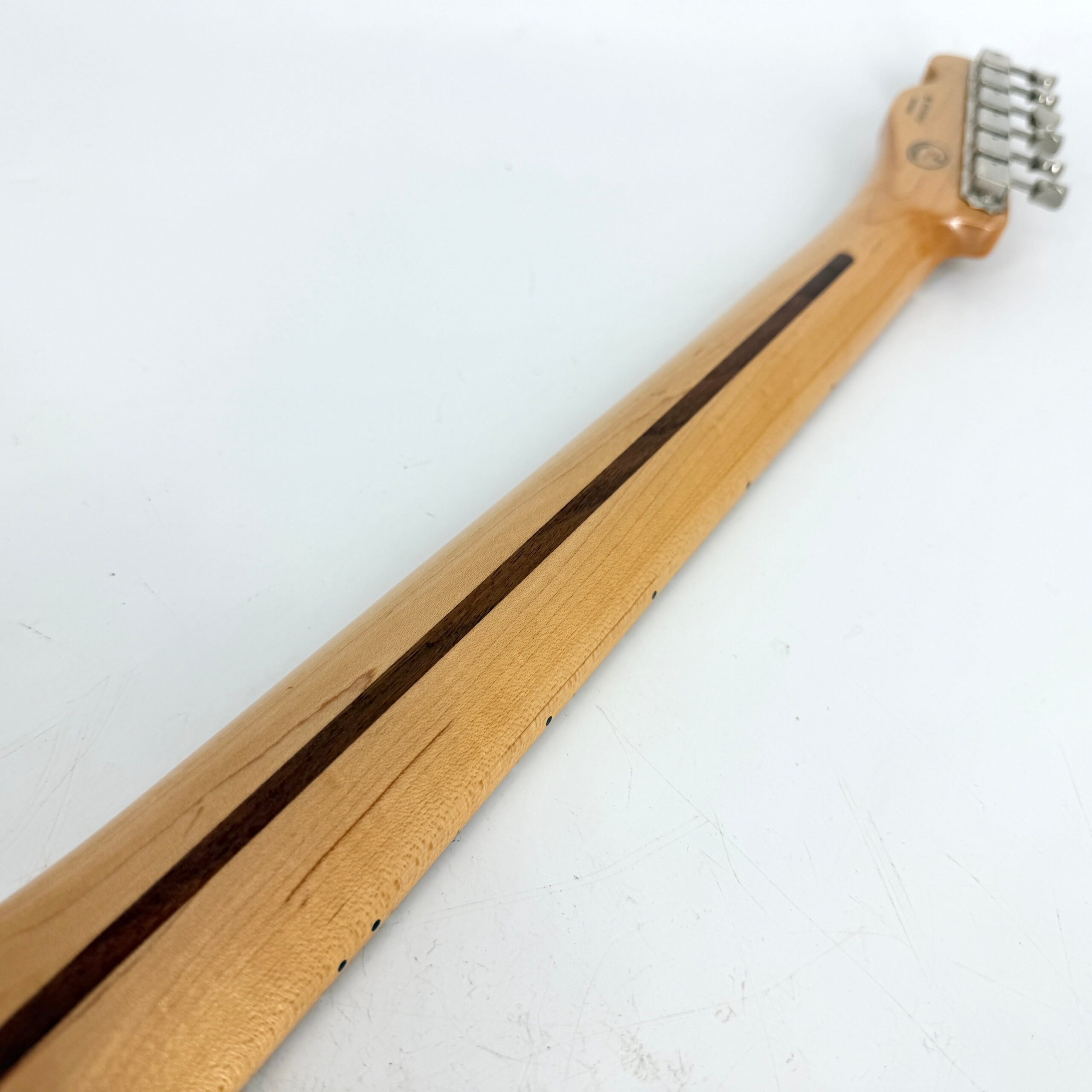 2018 Fender Limited Edition Classic Player Baja Telecaster - Shell Pink - Image 8