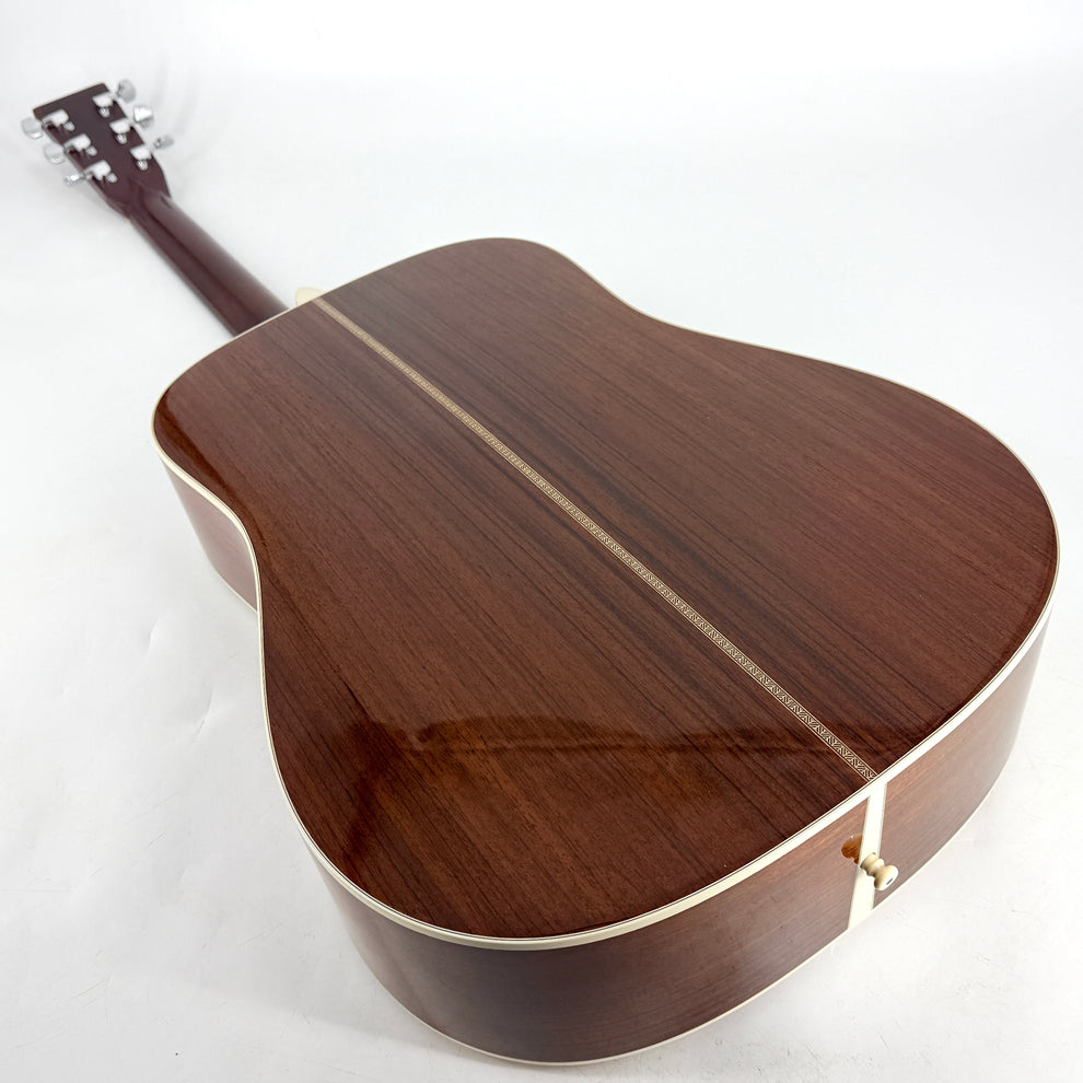 2007 Martin HD-28 - Natural - Image 3