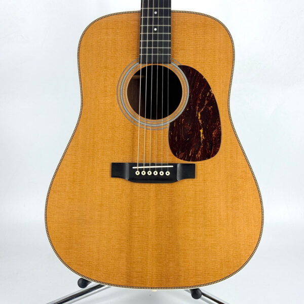 2007 Martin HD-28 - Natural - Image 4