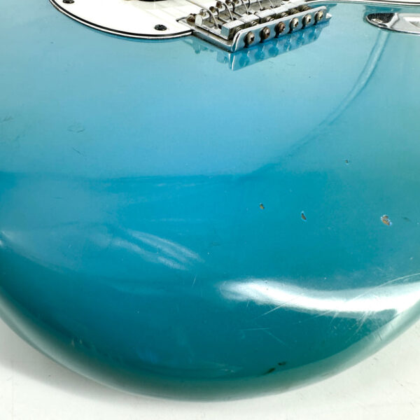 1981 Fender American International Series Stratocaster – Maui Blue - Image 12
