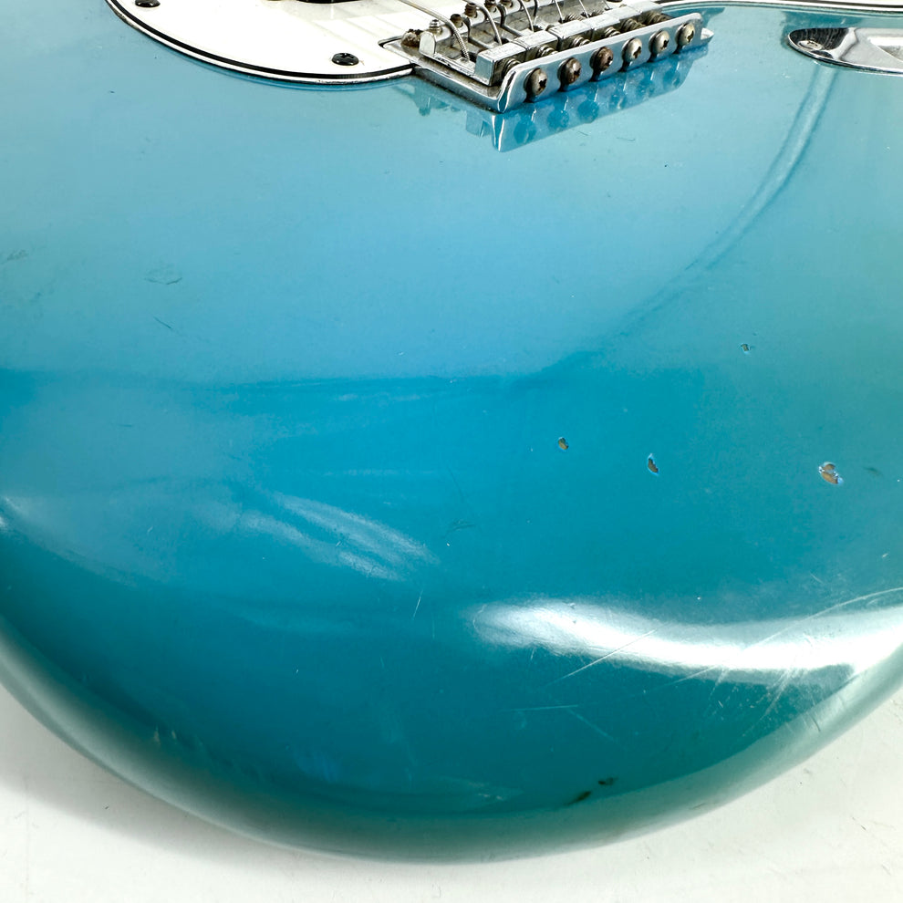 1981 Fender American International Series Stratocaster – Maui Blue - Image 12