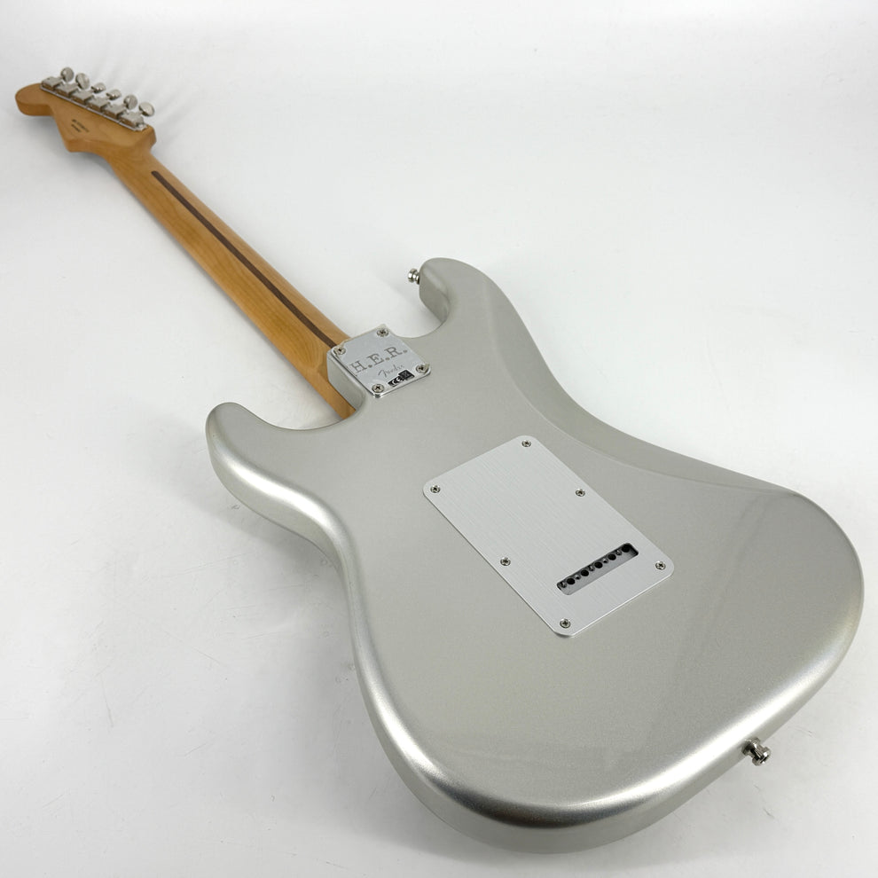 2020 FENDER H.E.R. Signature Stratocaster - Chrome Glow - Image 5
