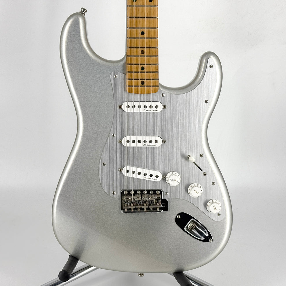 2020 FENDER H.E.R. Signature Stratocaster - Chrome Glow - Image 6