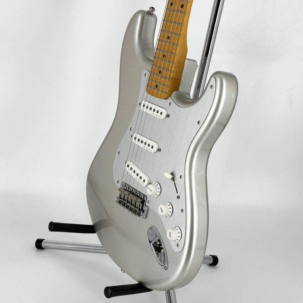 2020 FENDER H.E.R. Signature Stratocaster - Chrome Glow - Image 8