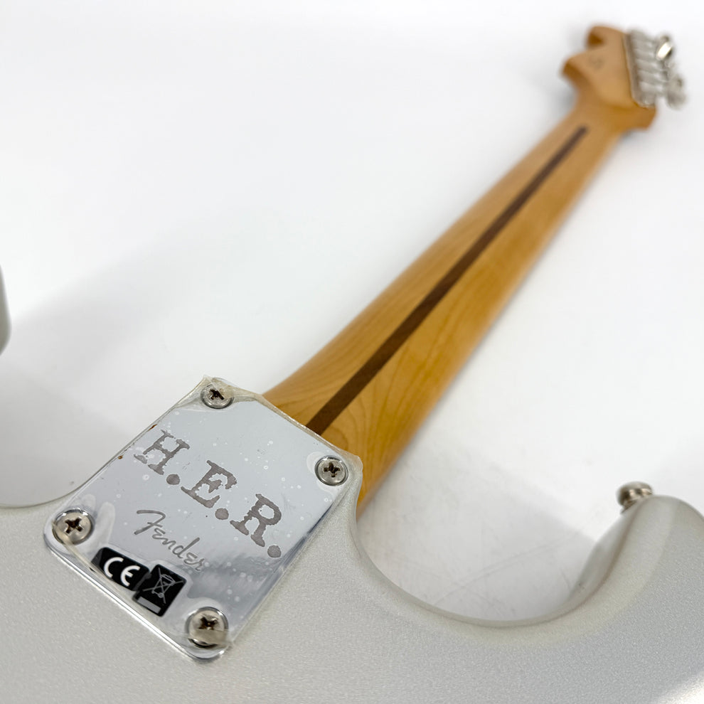 2020 FENDER H.E.R. Signature Stratocaster - Chrome Glow - Image 10