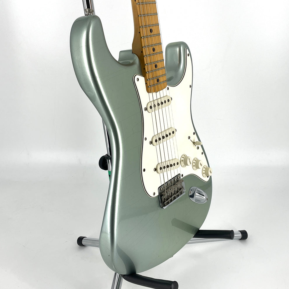 2005 Fender Custom Shop Limited Edition ’66 Stratocaster – Closet Classic – Firemist Silver Metallic - Image 18