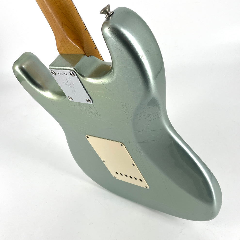 2005 Fender Custom Shop Limited Edition ’66 Stratocaster – Closet Classic – Firemist Silver Metallic - Image 17