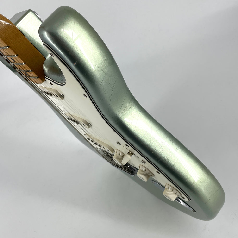 2005 Fender Custom Shop Limited Edition ’66 Stratocaster – Closet Classic – Firemist Silver Metallic - Image 16